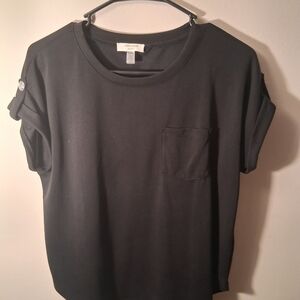 Cable & Gauge Black Short Sleeve Tee with Button Detail